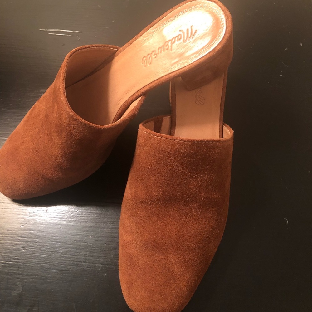 Madewell Suede Mules!